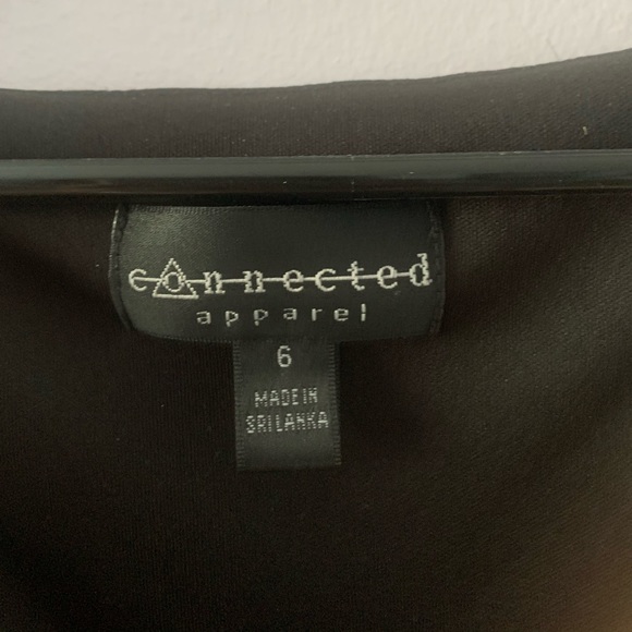 Connected dress - Picture 3 of 3